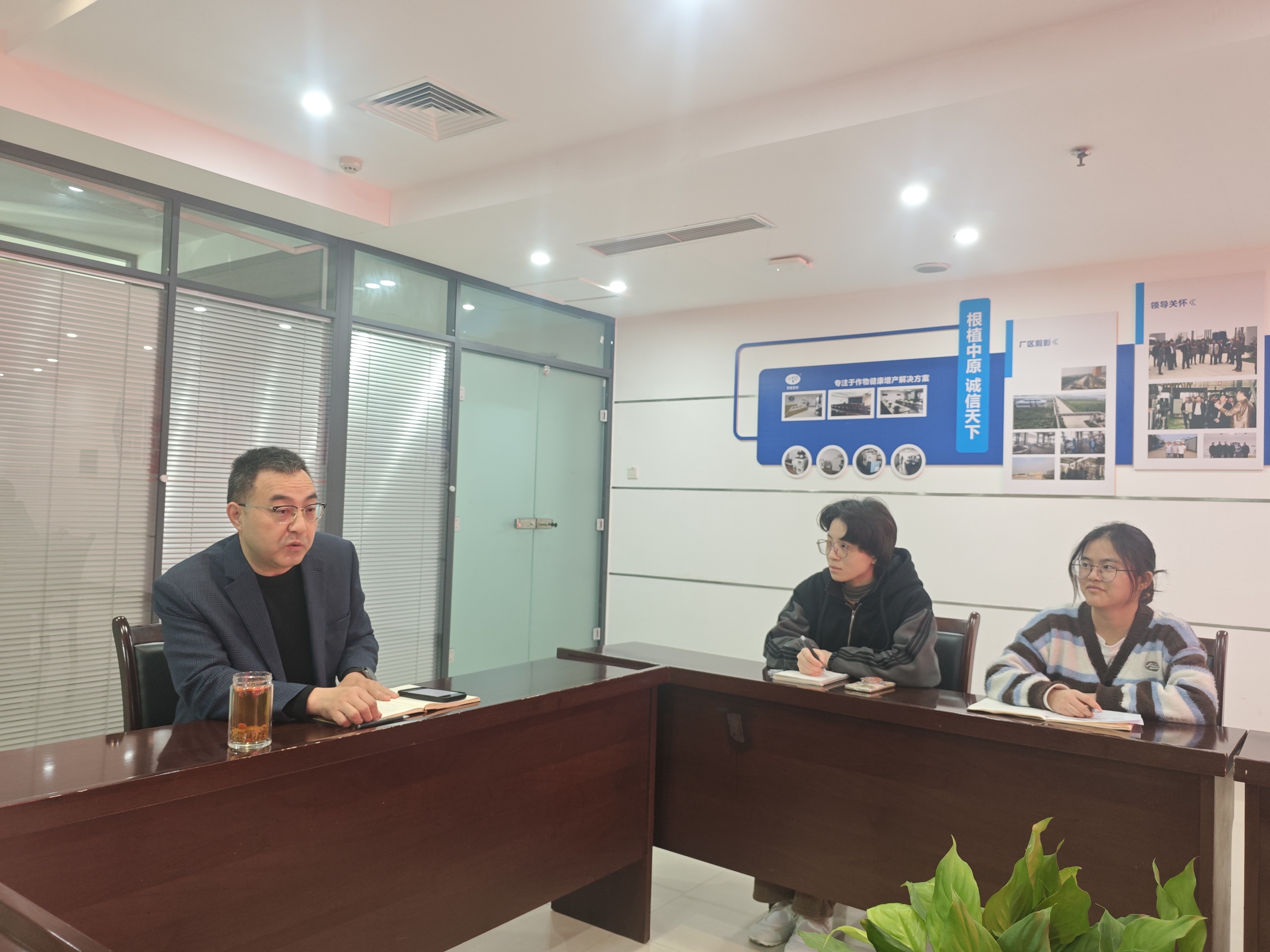 長期追（zhuī）隨的背後（hòu），是被看見的真誠與尊重！(圖1)