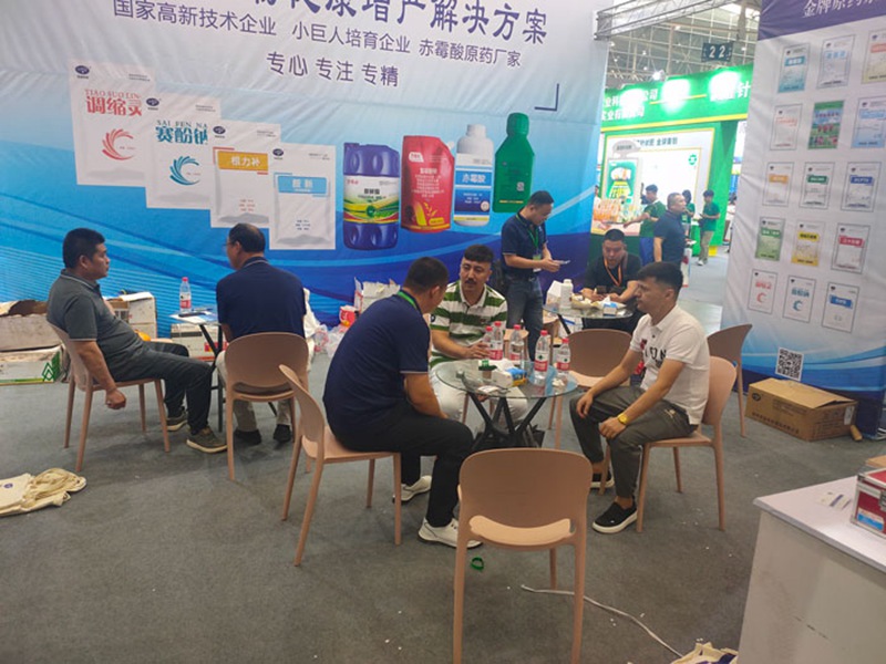 農達（dá）生化閃耀新疆農博會(圖2)